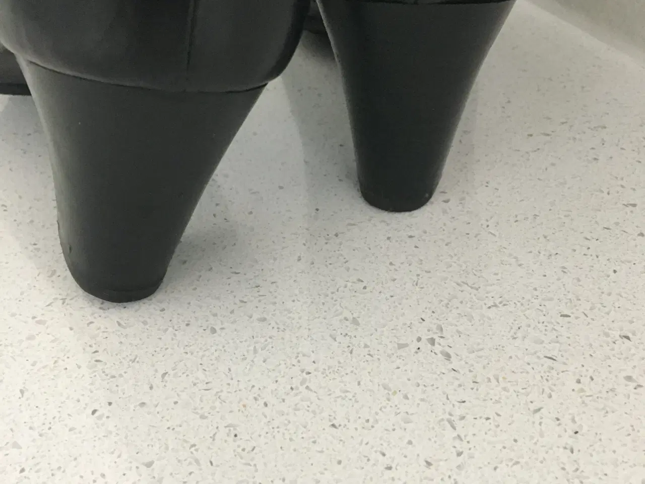 Billede 4 - Damestøvler i skind