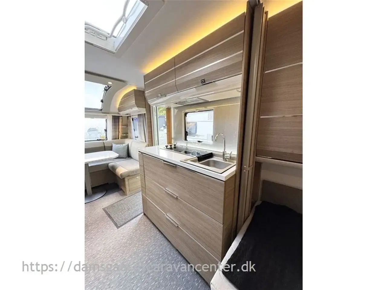 Billede 14 - 2019 - Adria Adora 542 UL Enkeltsenge-Lamel-Gulvtemp.-Sun Shine