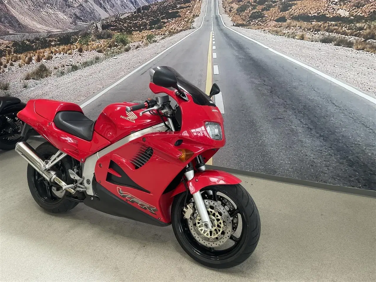 Billede 2 - Honda VFR 750 F