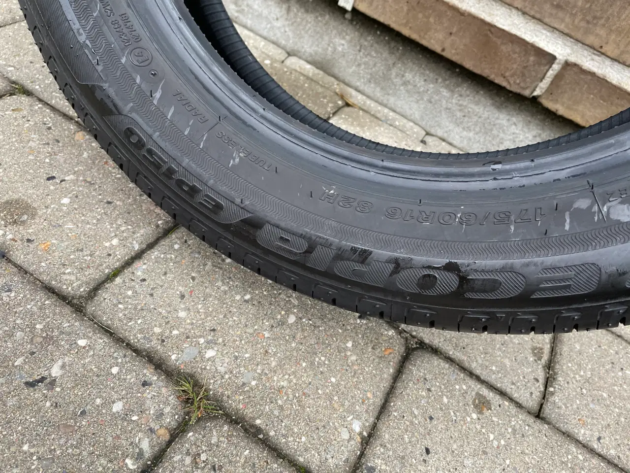 Billede 2 - Nye 16 tommer Bridgestone sommerdæk