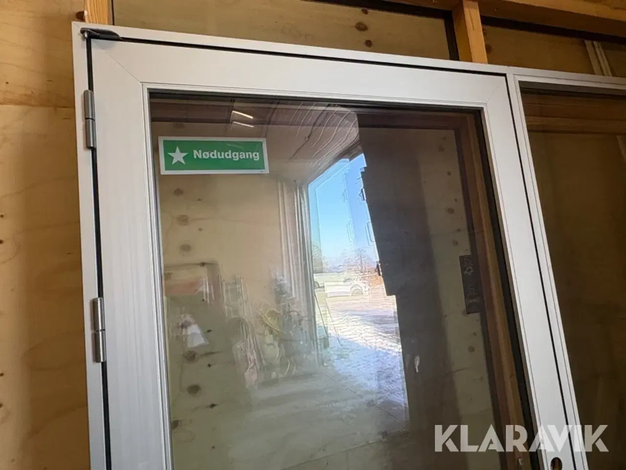 Billede 6 - Vinduesparti 2 styk 1 med overdel og 1 med gennemgående låsekasse