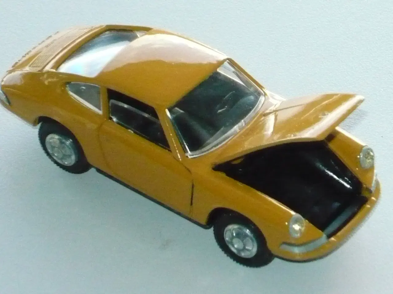 Billede 8 - "KIRK" PORSCHE 911 S GUL ELLER RØD PR. STK!