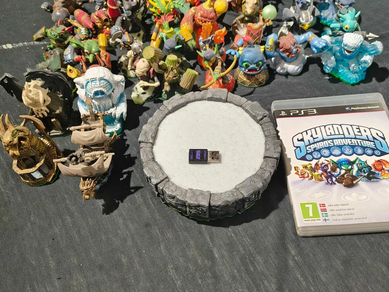 Billede 1 - Skylanders Spyro’s Adventure – Kæmpe samling