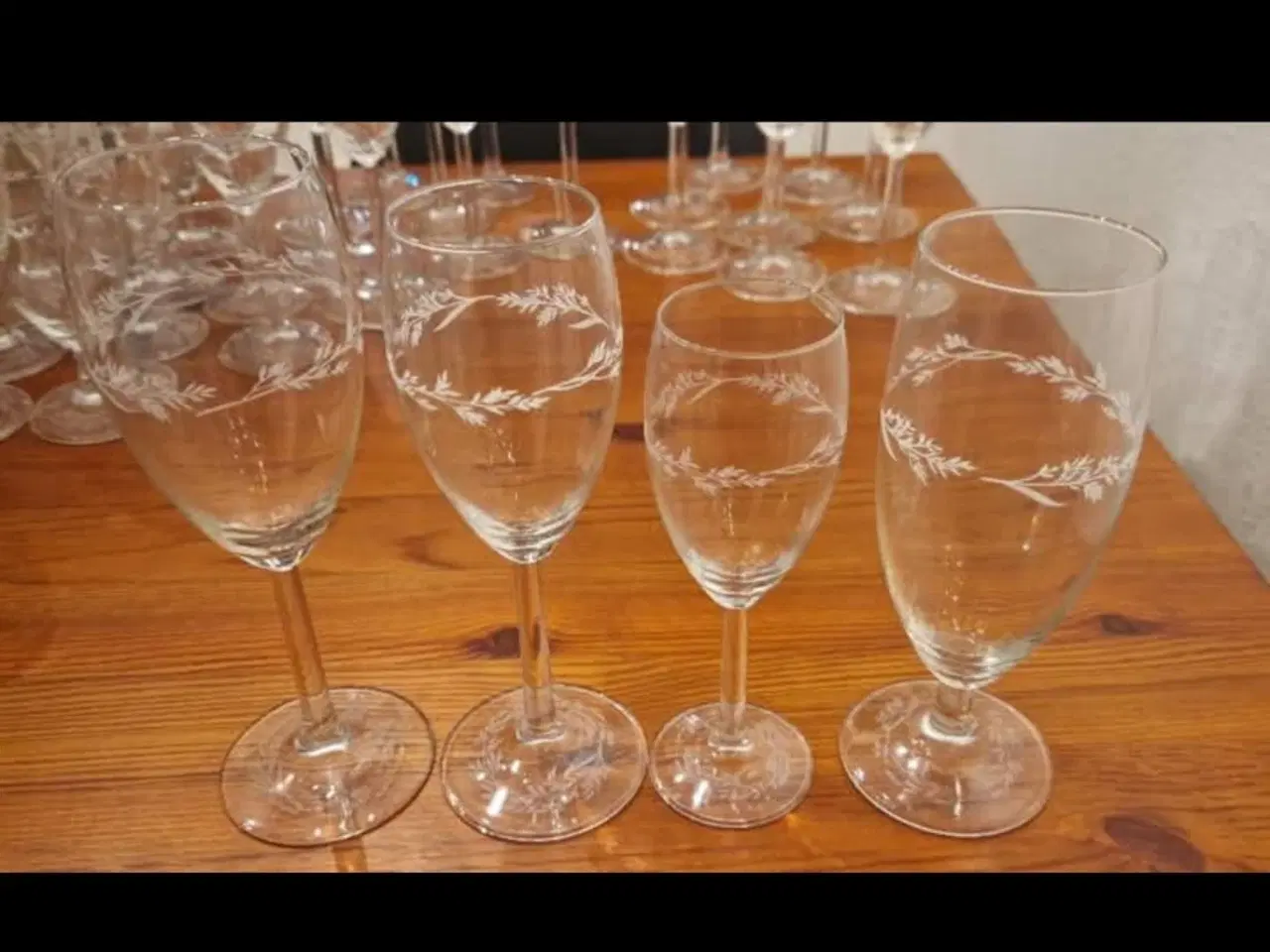 Billede 1 - Mads Stage glas 