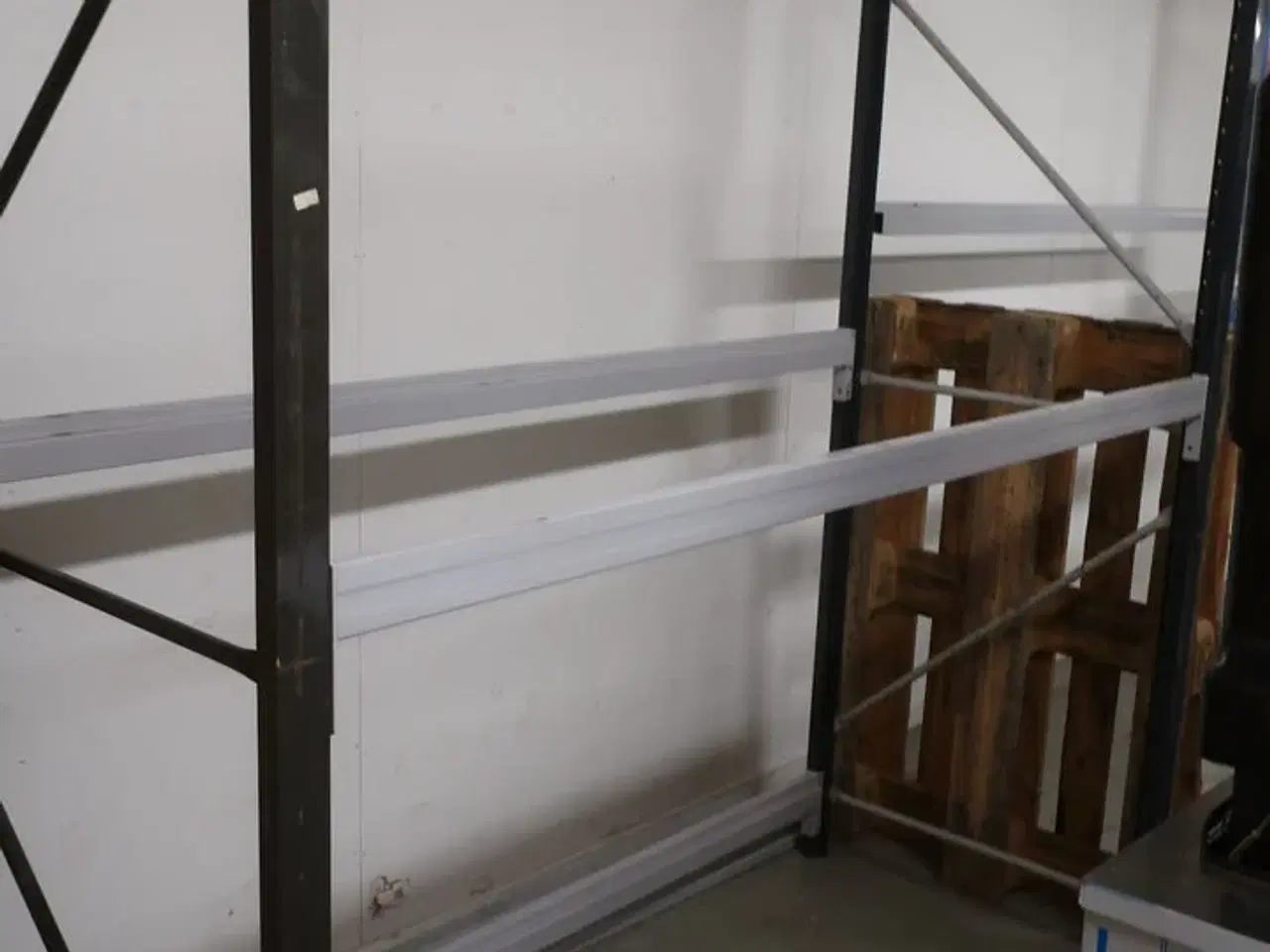 Billede 6 - 4 fag pallereoler uden indhold