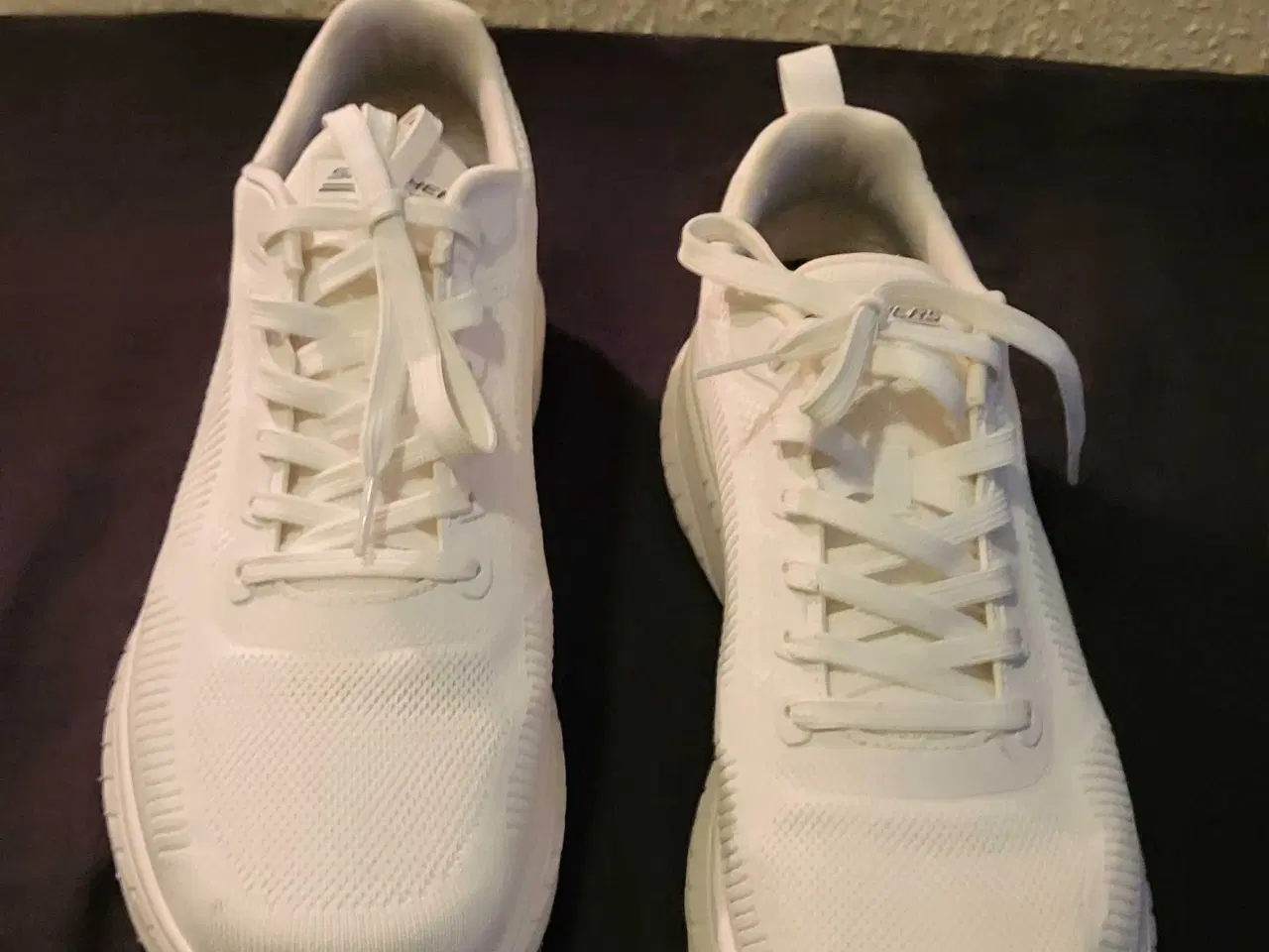 Billede 4 - Skechers sko størrelse 46