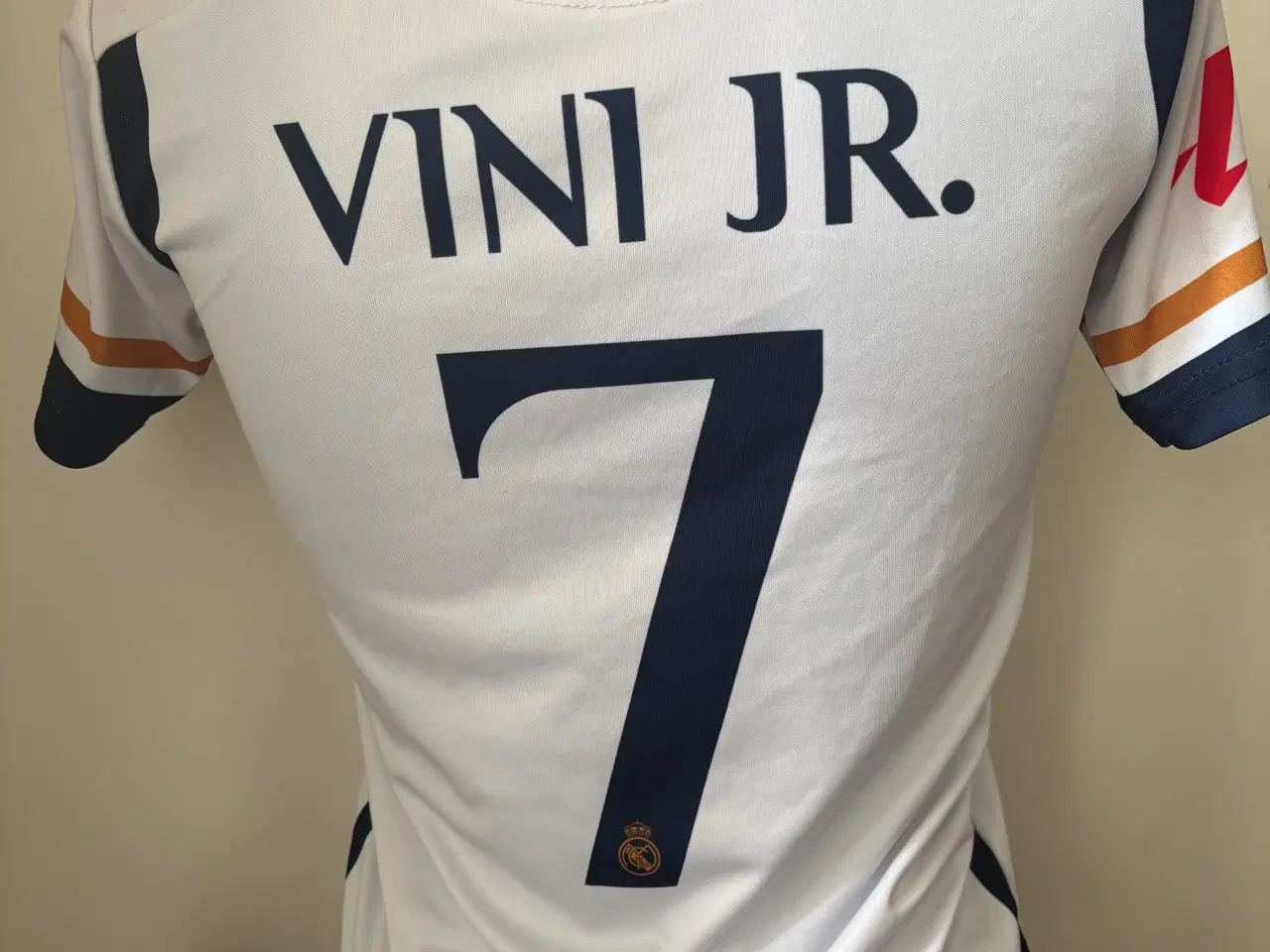 Billede 2 - Adidas Real Madrid Fodboldtrøje – Str. 128– Hvid 