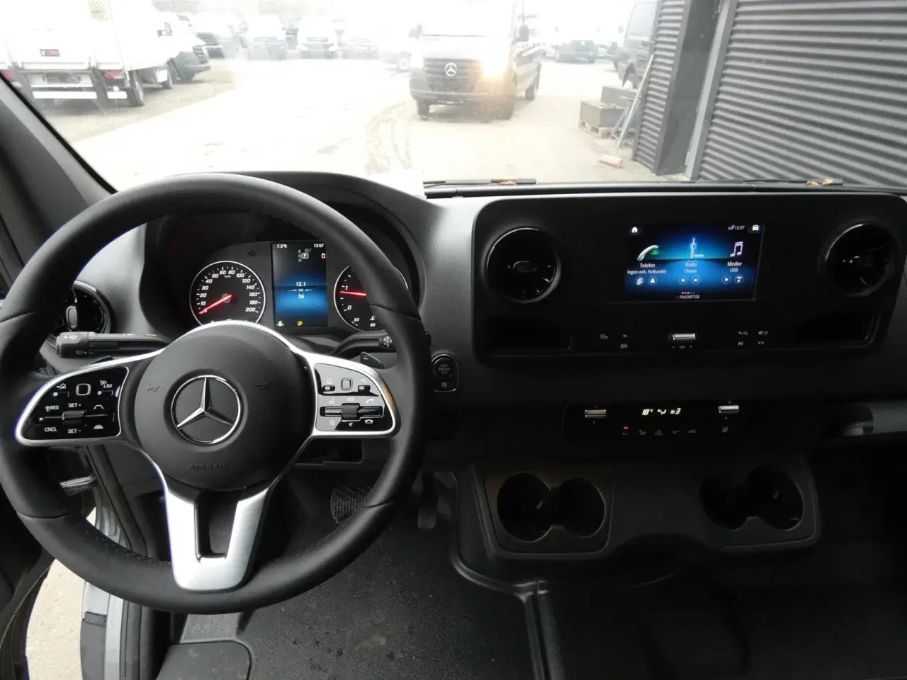 Billede 10 - Mercedes-Benz Sprinter 317 2,0 CDI A4 H2 RWD 9G-Tronic 170HK Van Aut.