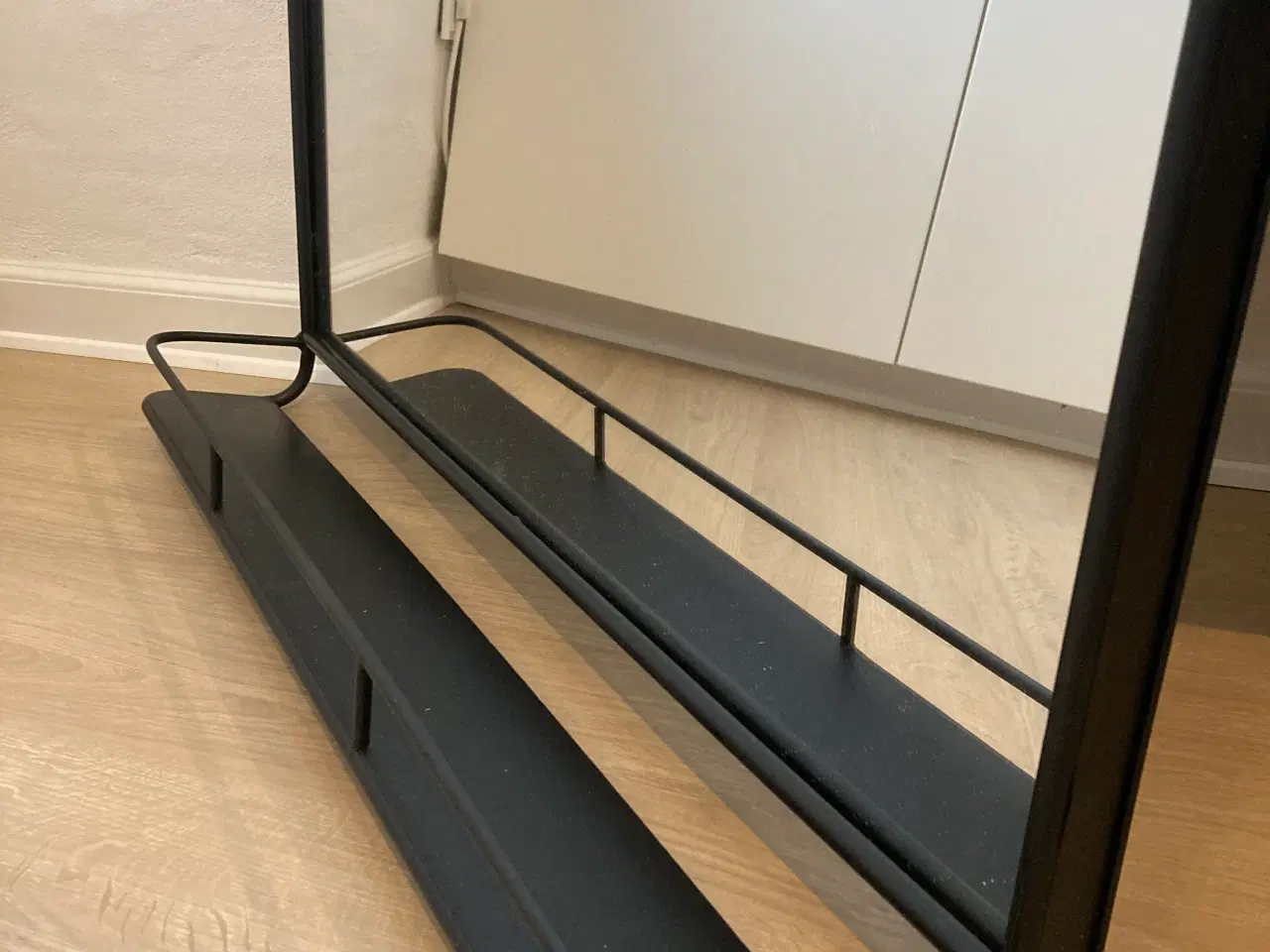 Billede 4 - LENE BJERRE stort spejl med hylde