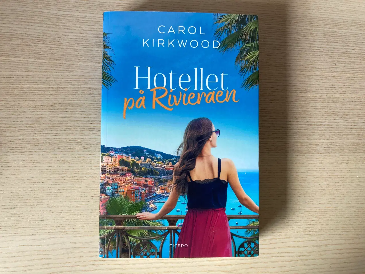 Billede 1 - Hotellet på Rivieraen - Carol Kirkwood