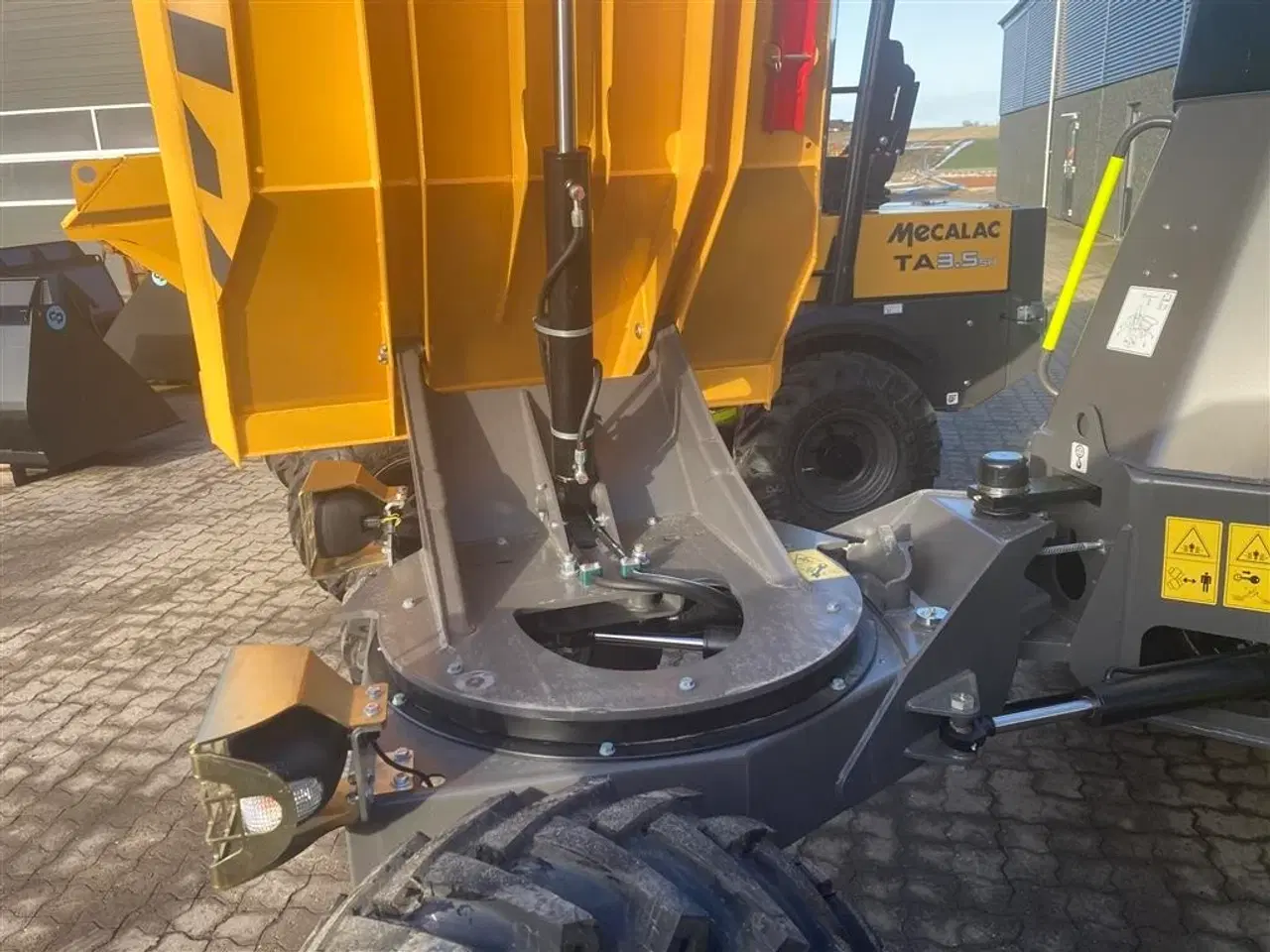 Billede 2 - Mecalac Ta 3.5 seh Knækstyret og med drejelad