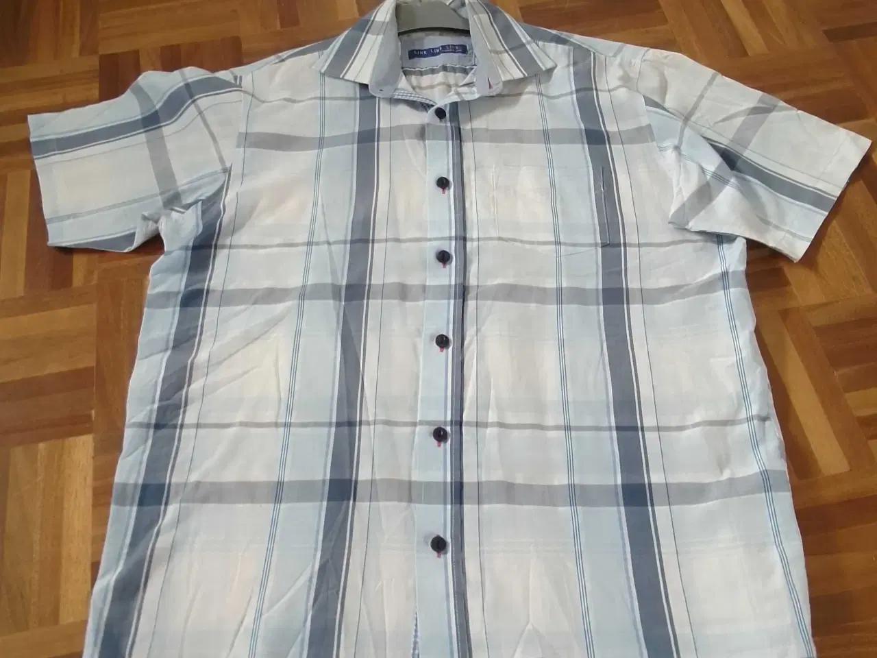 Billede 1 - Ternet link skjorte i m