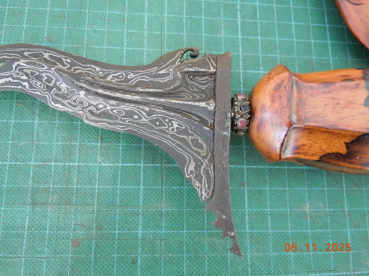 Billede 13 - Dolke og knive, alverdens typer.