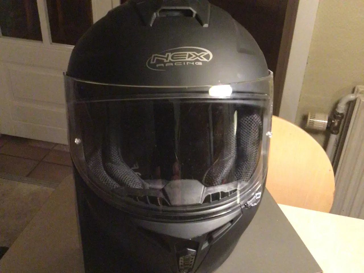 Billede 2 - Styrthjelm, som ny.