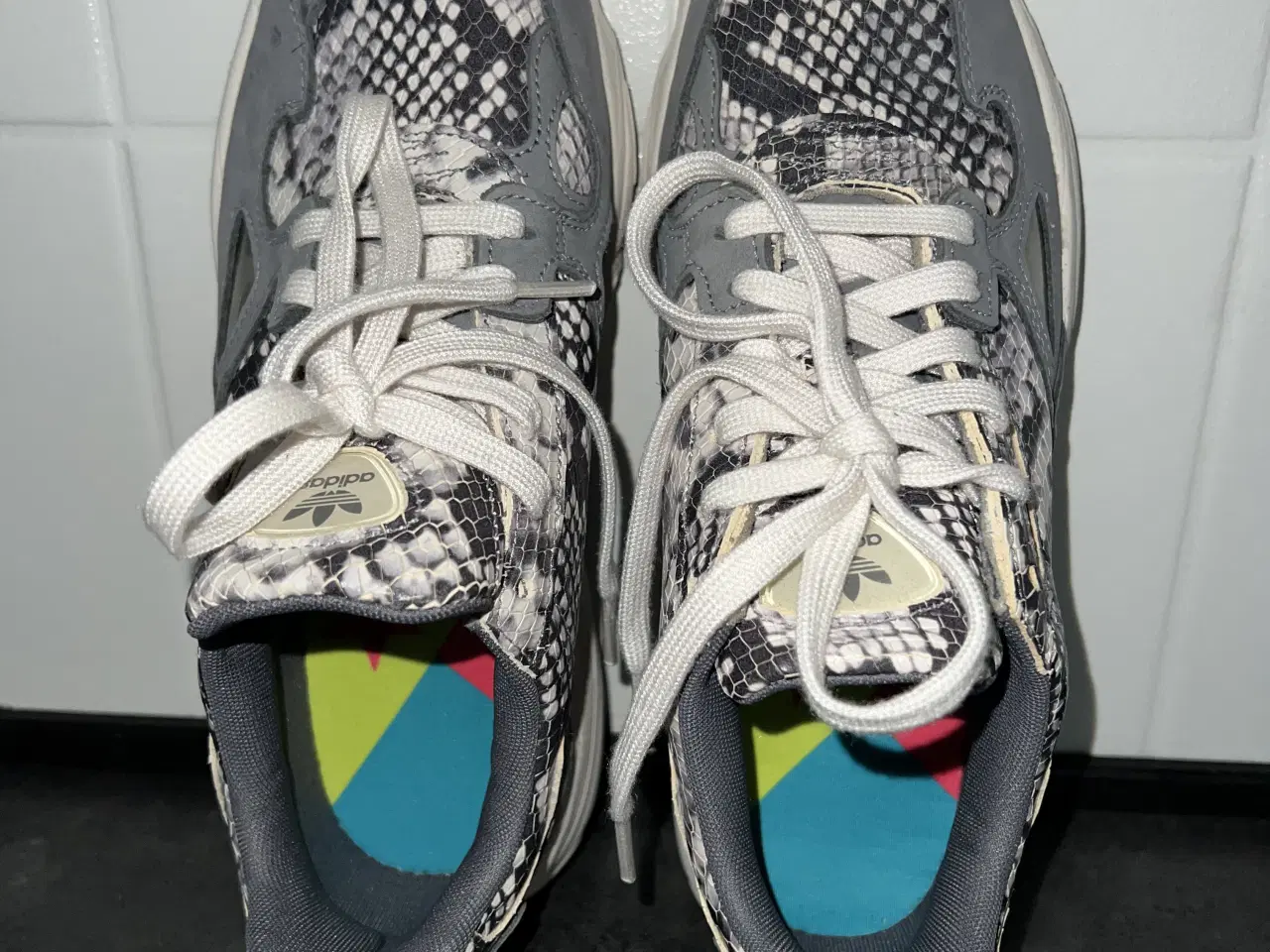 Billede 7 - Adidas sneakers slangeskin look