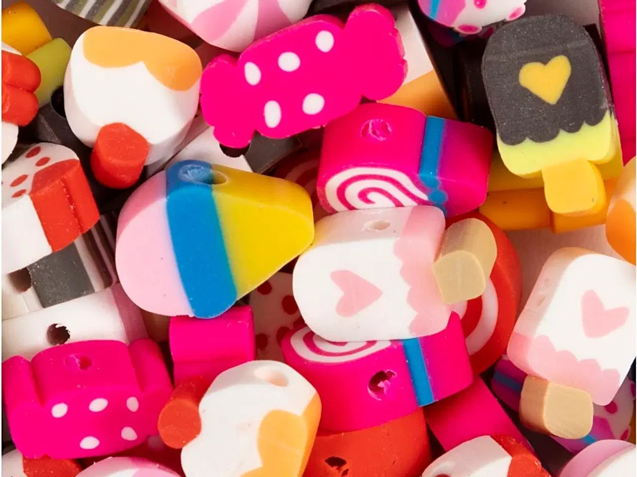 Billede 1 - Figurperler, Slik, kager og is, diam. 10 mm, hulstr. 1,5 mm, 200stk./ 1 pk.