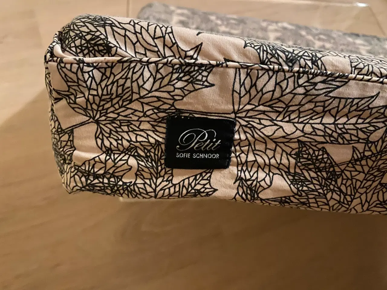 Billede 2 - Puslepude med safety base