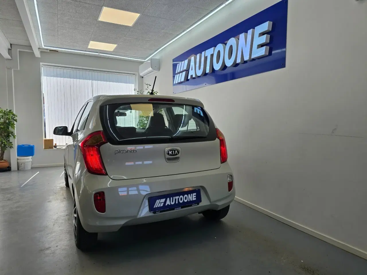 Billede 3 - Kia Picanto 1,0 World Cup Eco