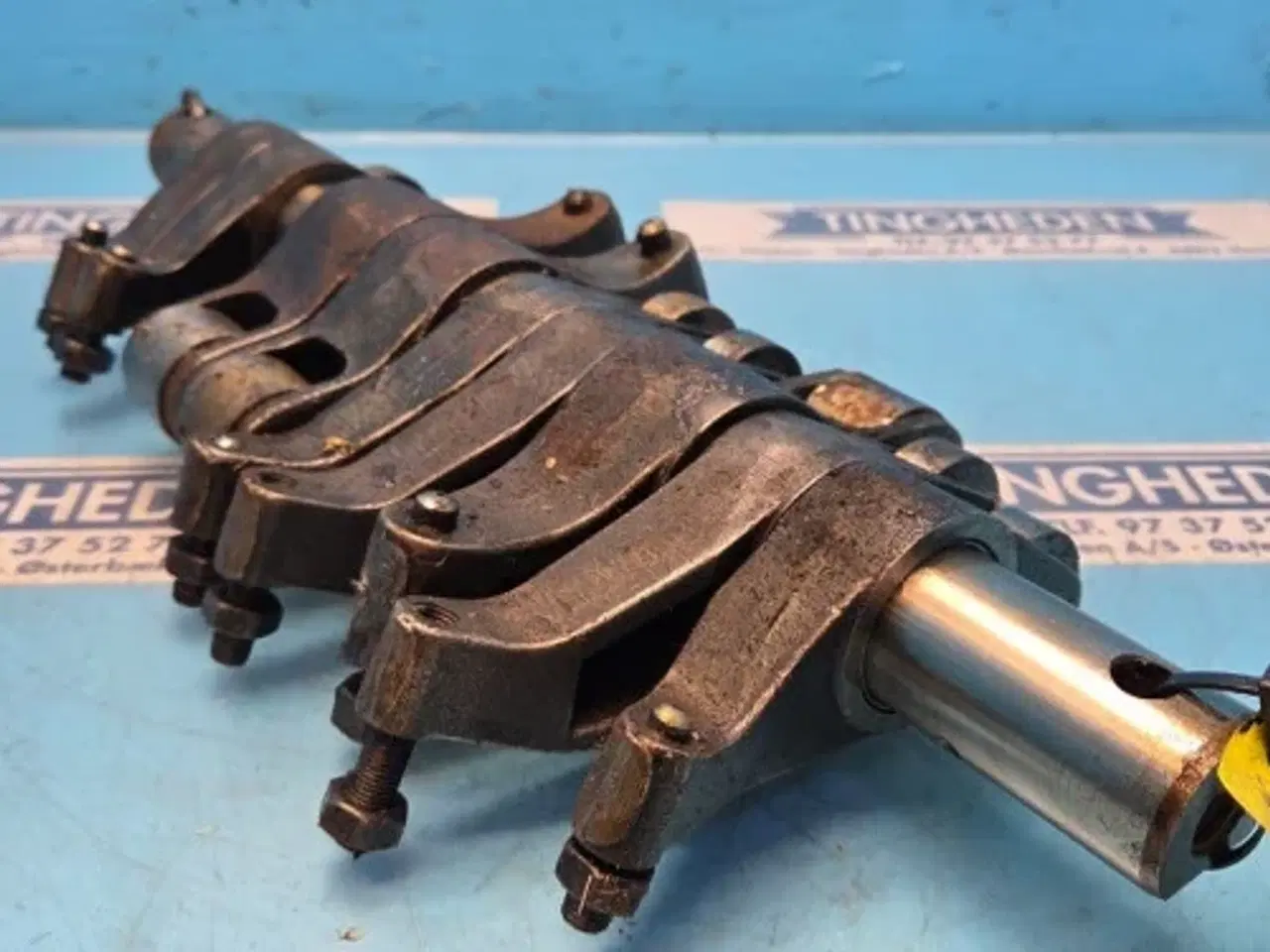 Billede 10 - John Deere 6125HZ001 Vippeaksel RE66193