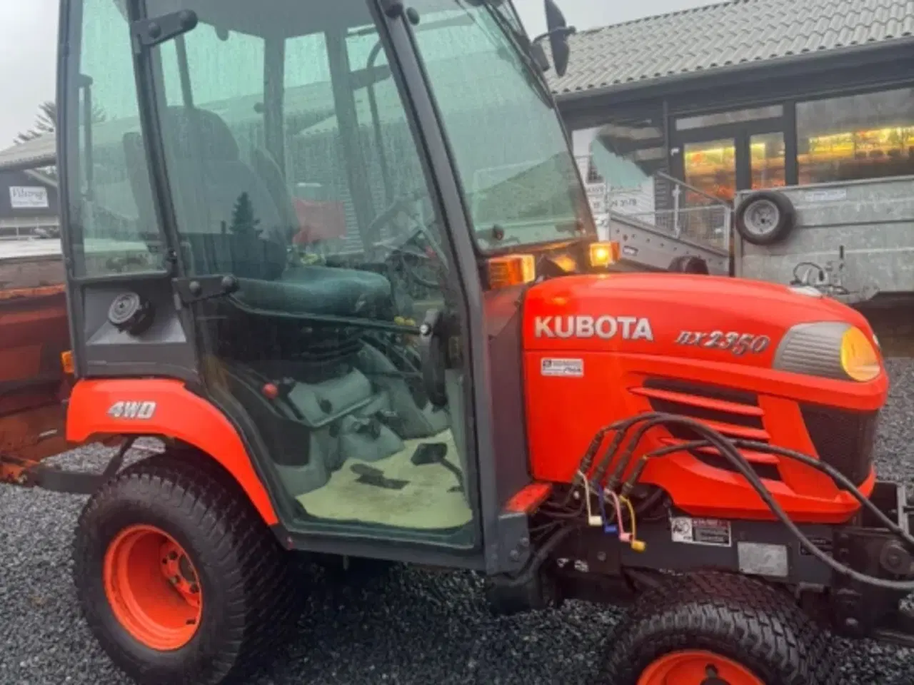Billede 5 - Kubota 2350 minitraktor / 770 timer / vinterudstyr