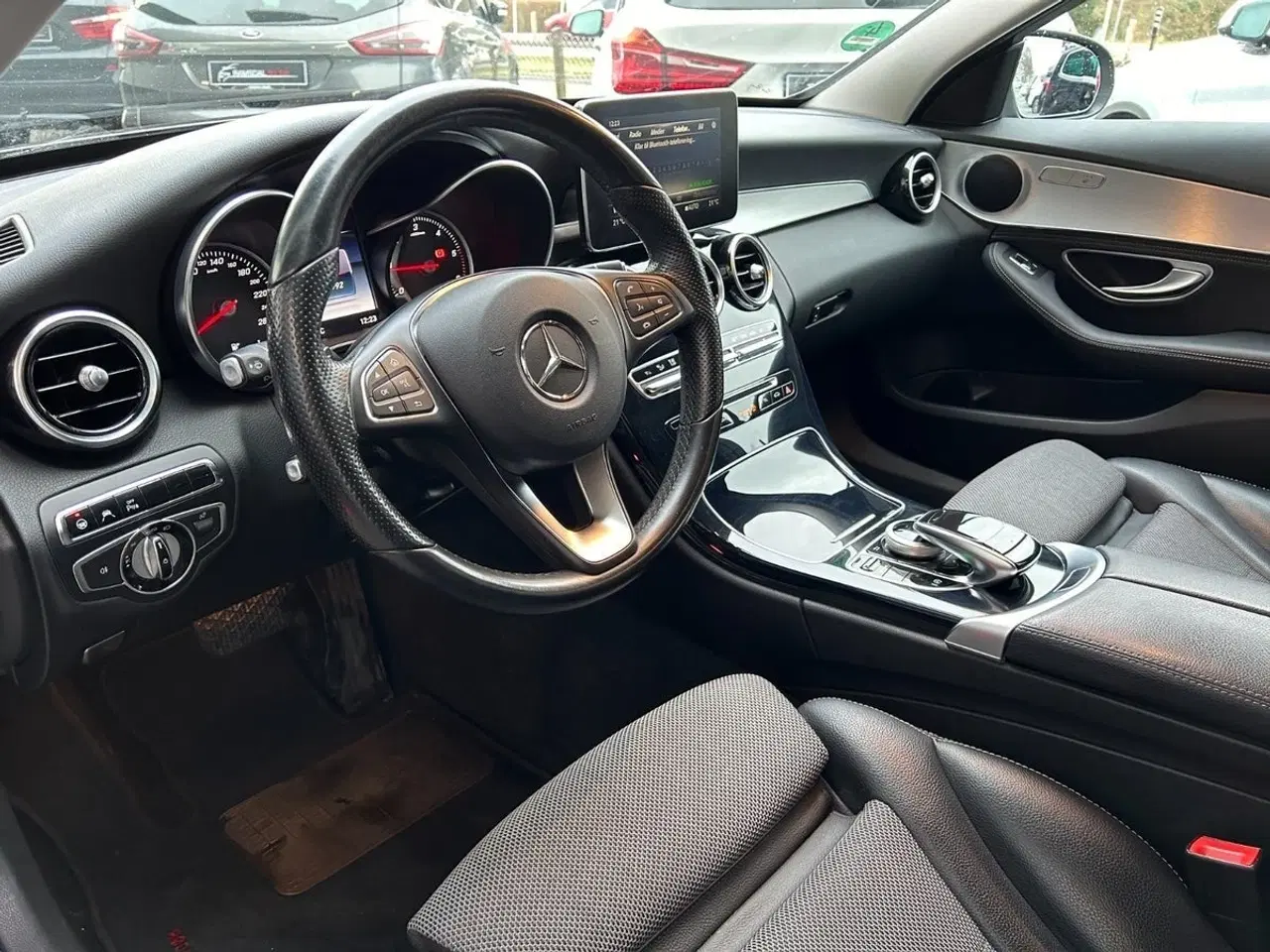 Billede 8 - Mercedes C220 d 2,2 Avantgarde stc. aut.