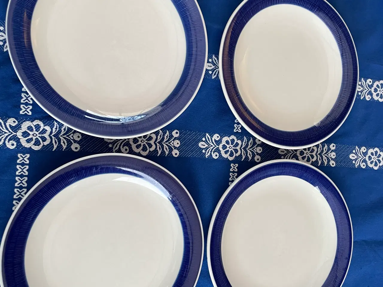 Billede 1 - blå koka tallerken
