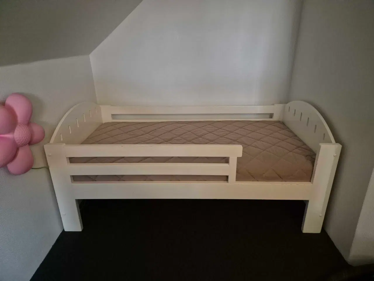 Billede 4 - Junior seng