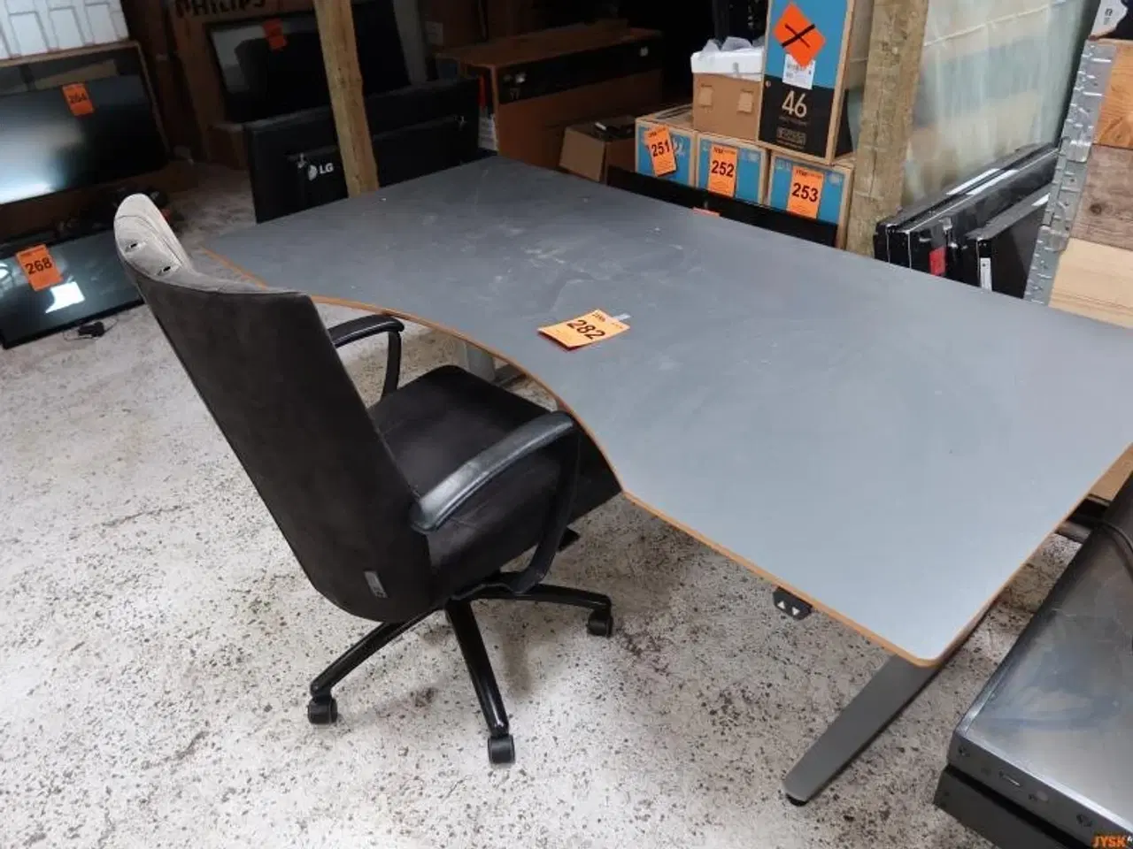 Billede 1 - KONTORBORD OG ST