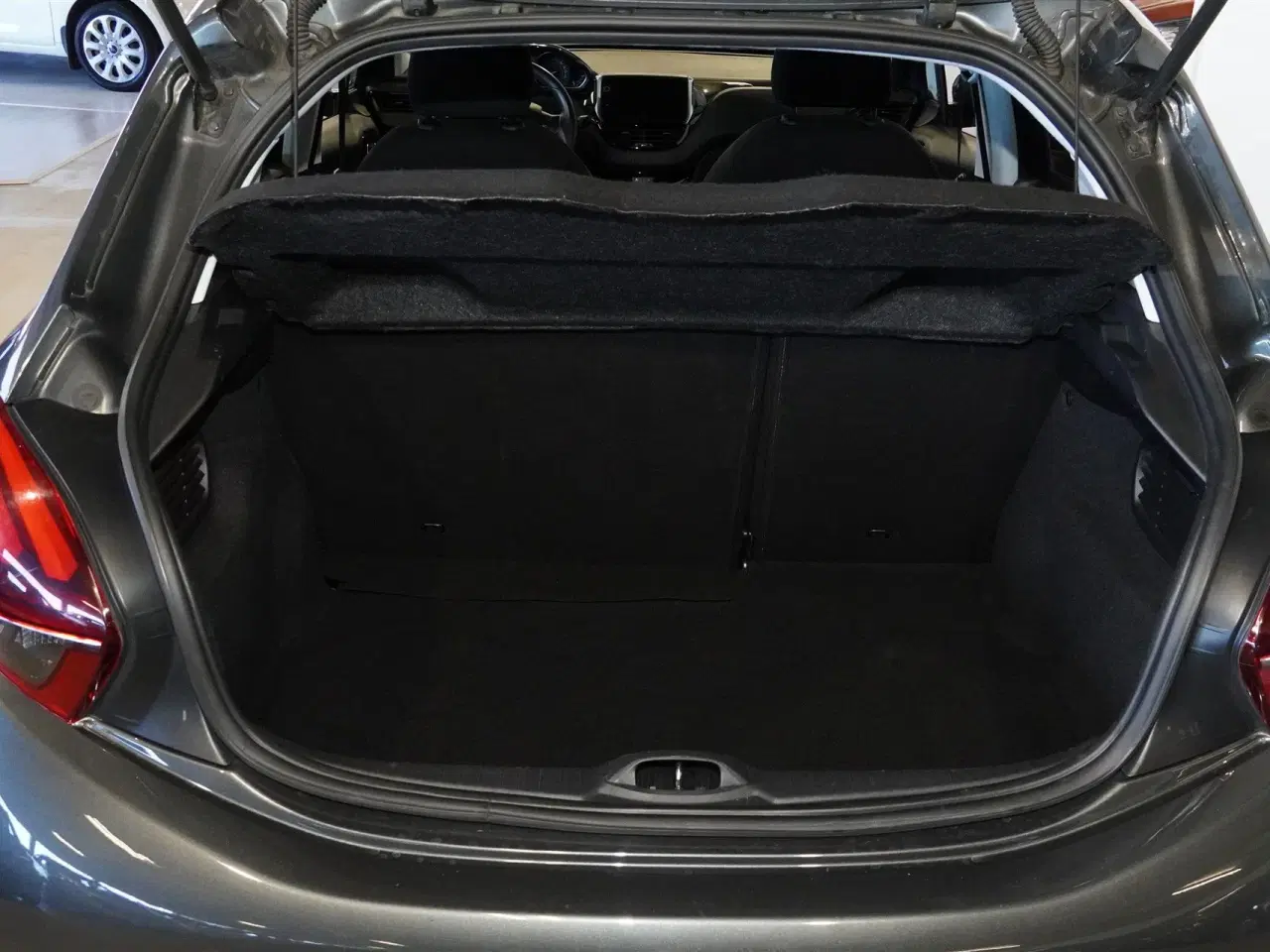 Billede 9 - Peugeot 208 1,6 BlueHDi Envy 100HK 5d