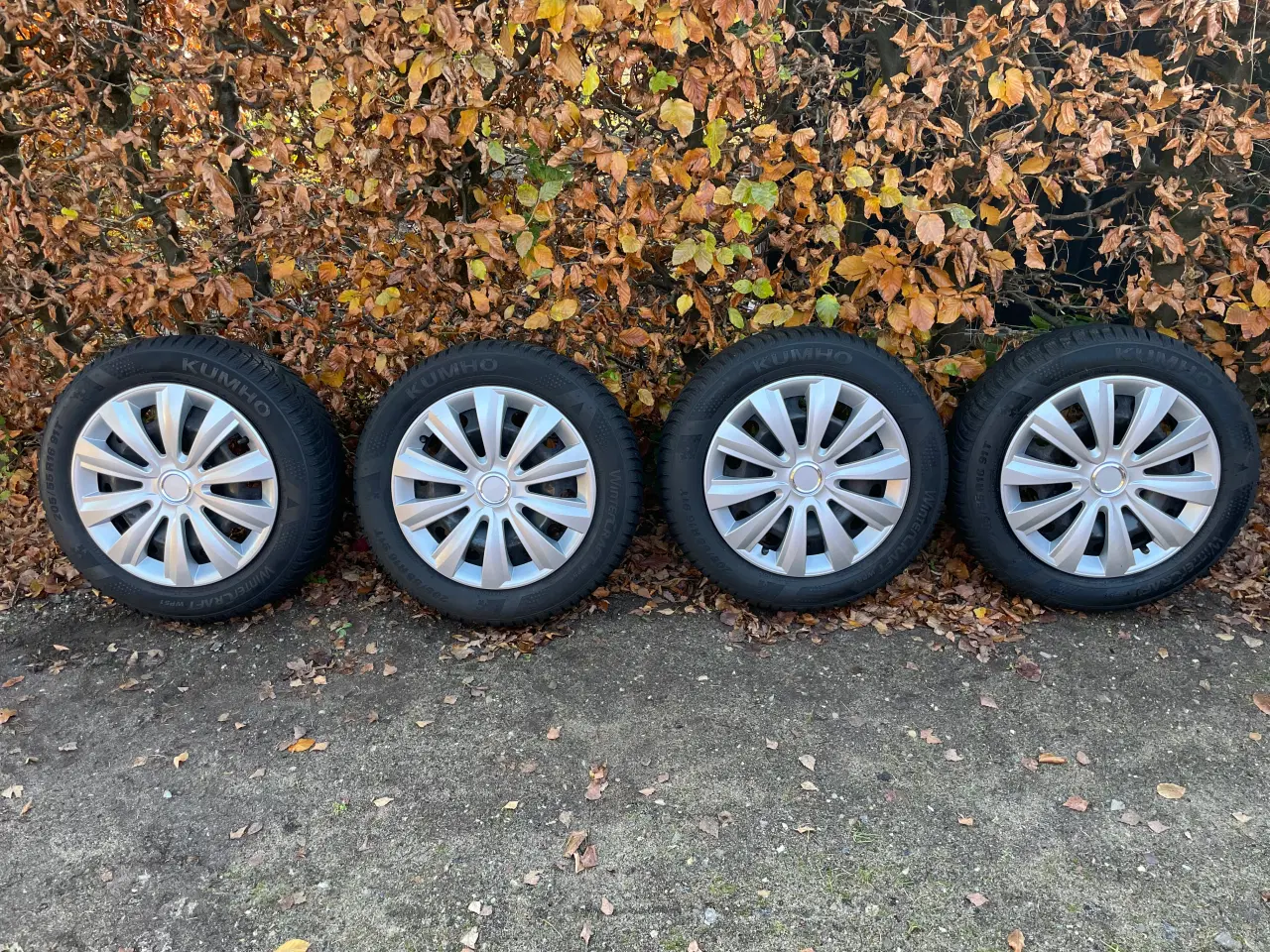 Billede 4 - Ståle fælger 205 / 55 / R16, 90% mønster tilbage