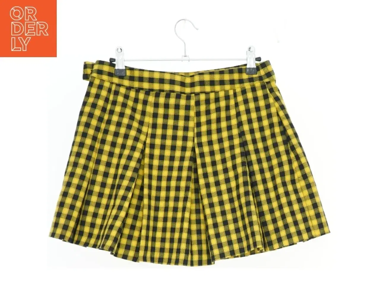 Billede 2 - Ternet nederdel fra H&M (str. S)