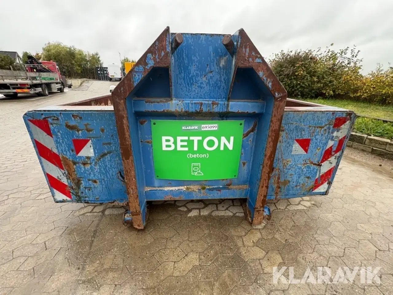 Billede 8 - Åben container med byggematerialer