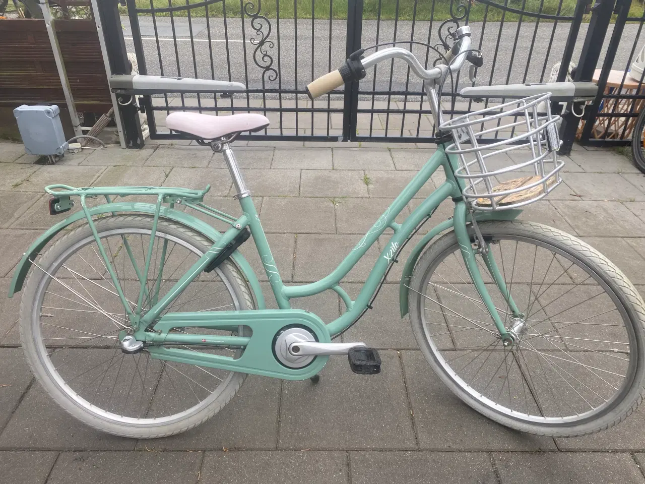 Billede 5 - købt til 3499 kr 26 tommer lækker model 