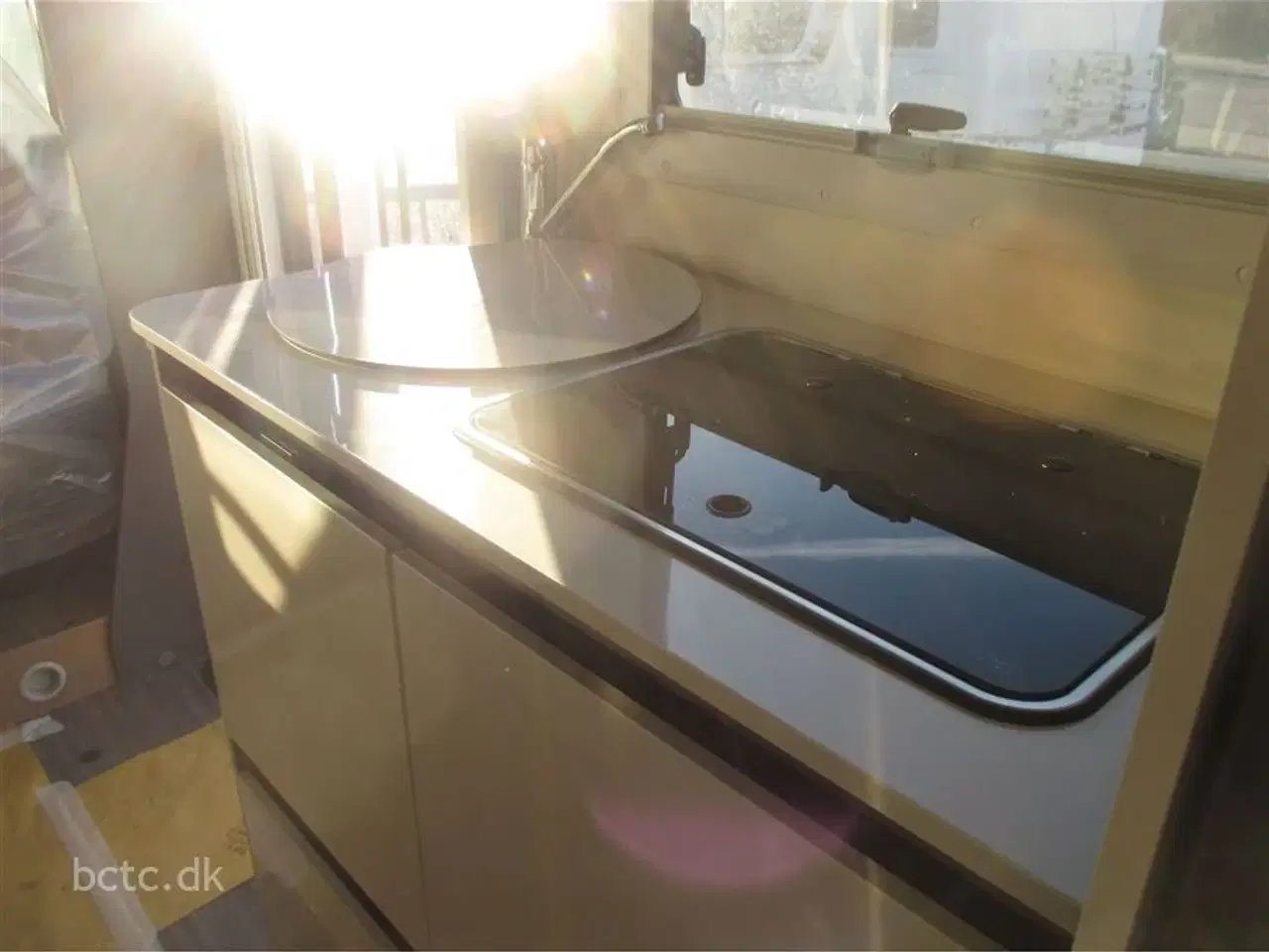 Billede 21 - 2026 - Elnagh Baron 539 Compact