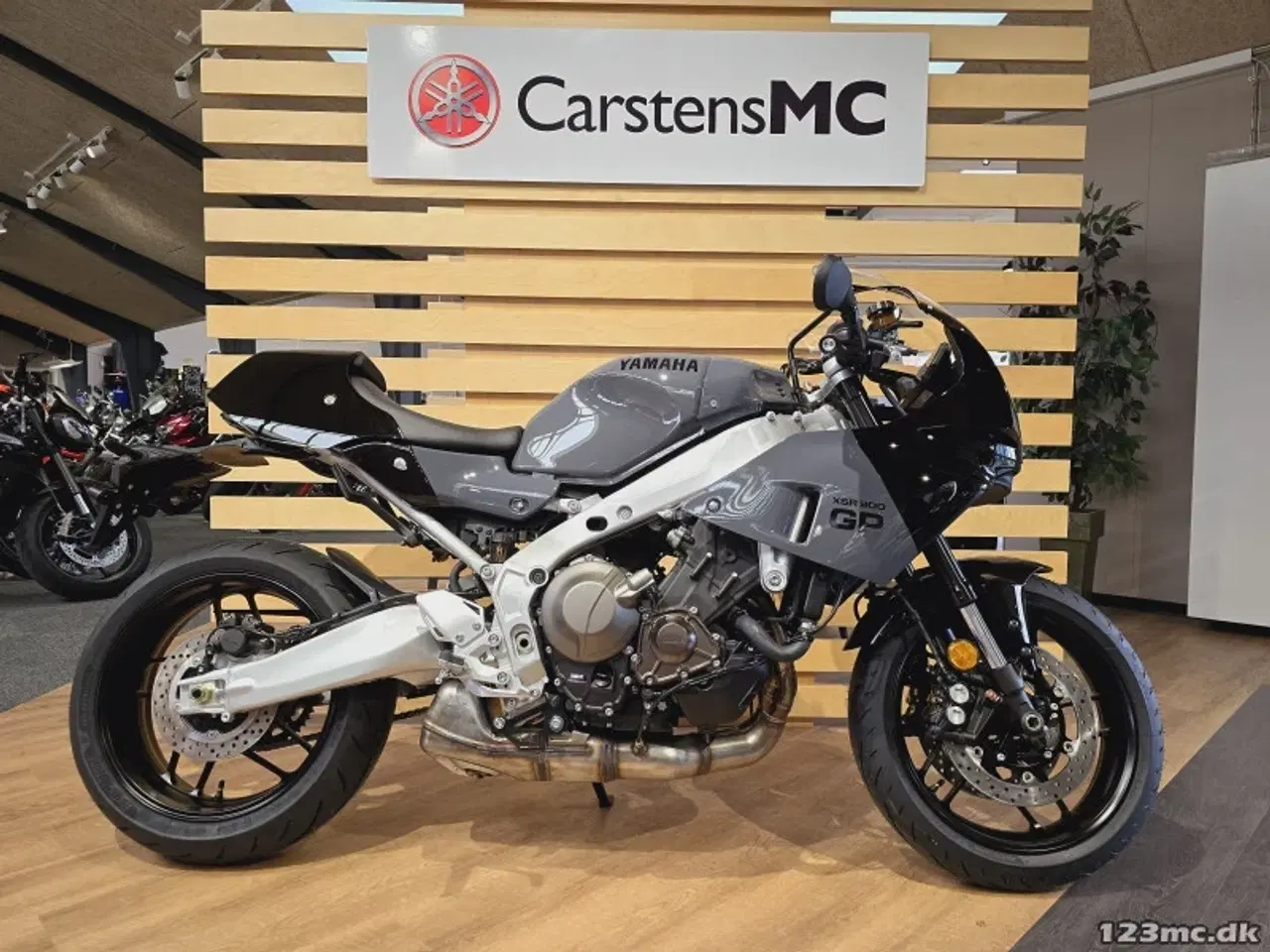 Billede 2 - Yamaha XSR 900 GP Inkl. valgfri org. udstyr for 10.000 kr.