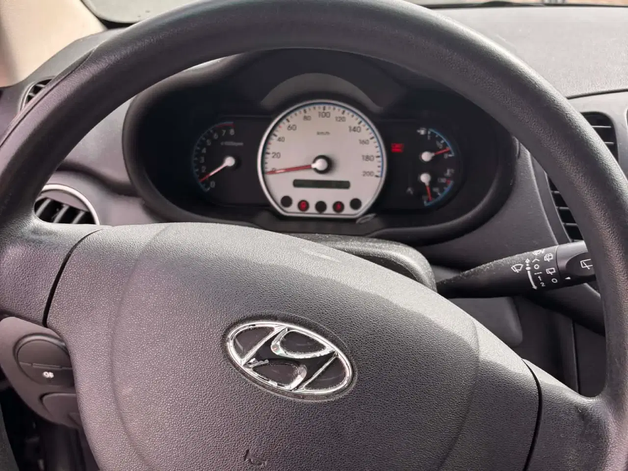 Billede 8 - Økonomisk bil Hyundai i10