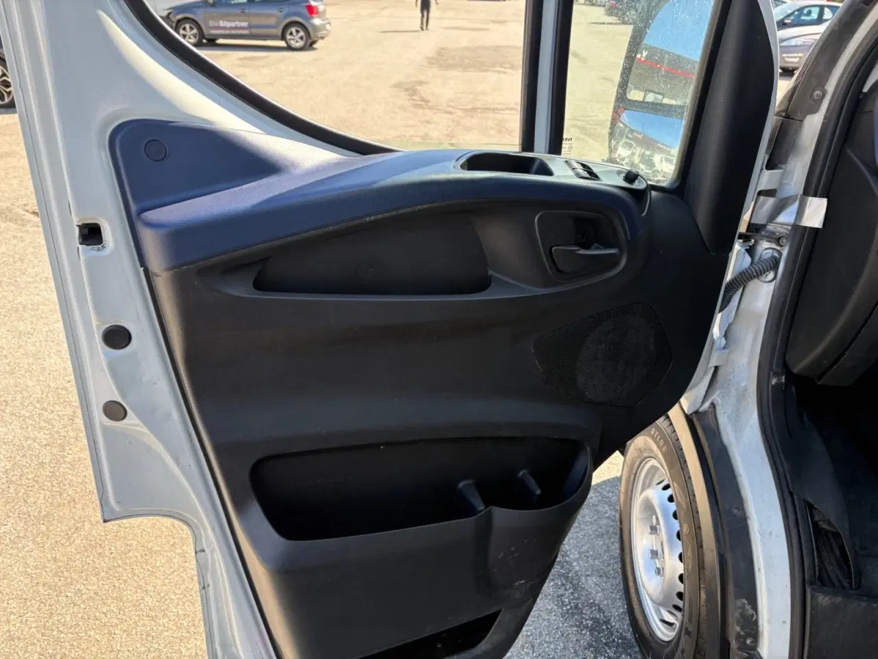 Billede 8 - Iveco Daily 2,3 35C16 12m³ Van AG8
