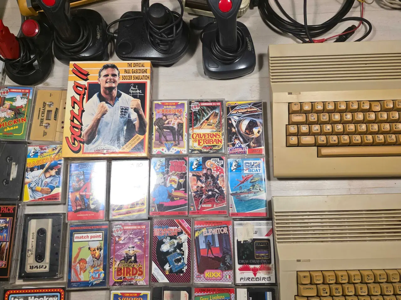 Billede 8 - 2 Commodore 64, Spil og Tilbehør