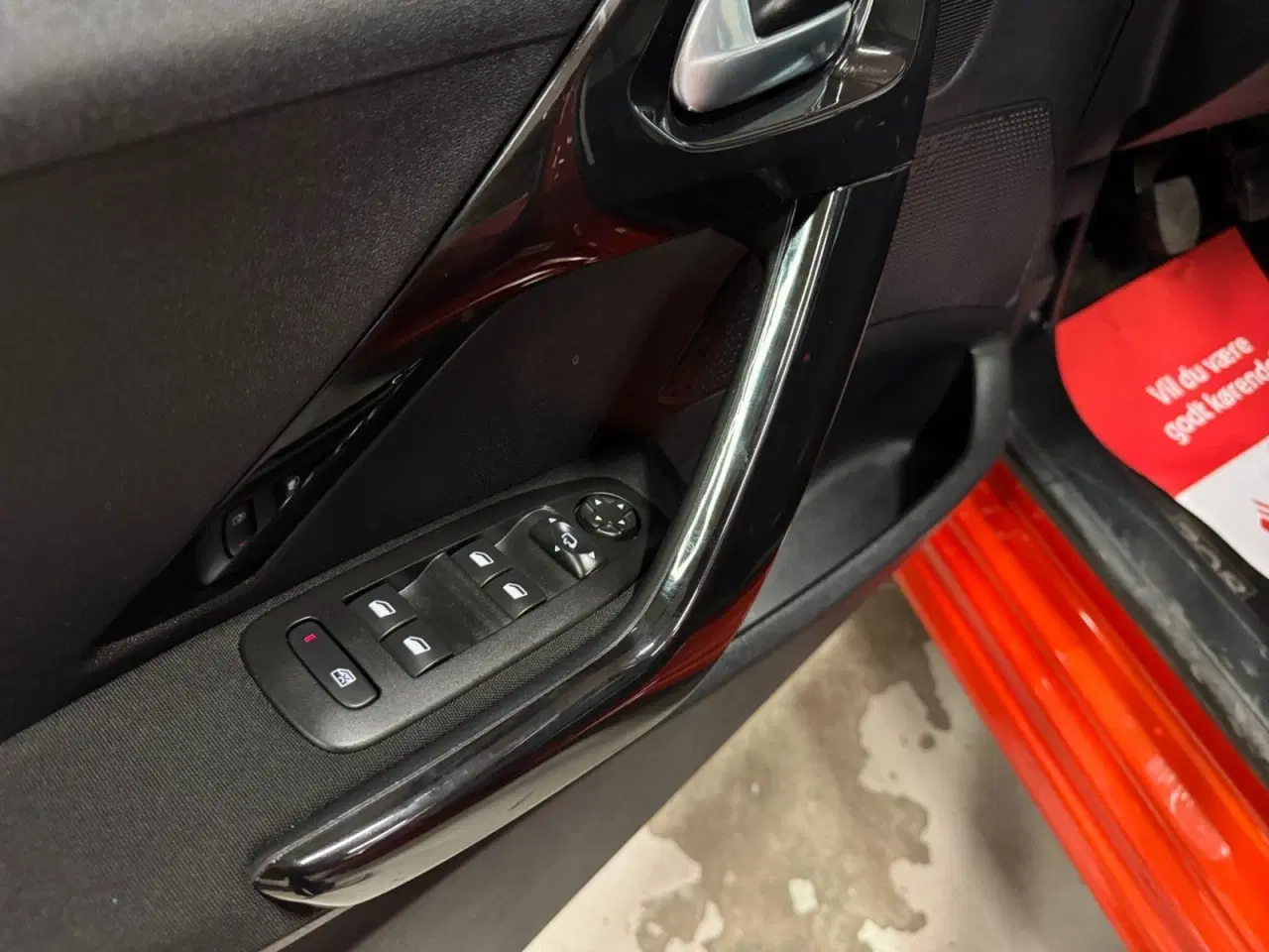 Billede 13 - Peugeot 208 1,6 BlueHDi 100 Allure Sky