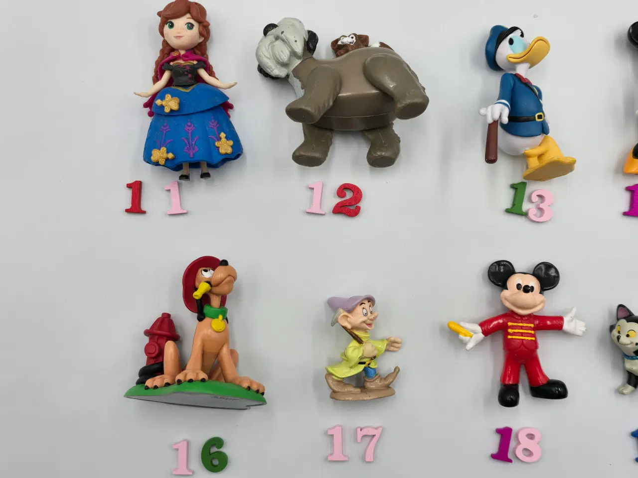 Billede 4 - Disney figurer sælges til 20,- pr. stk.
