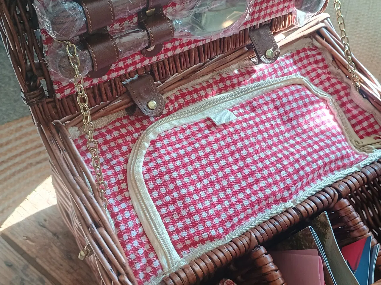 Billede 4 - Picnickurv, fransk med service, ny