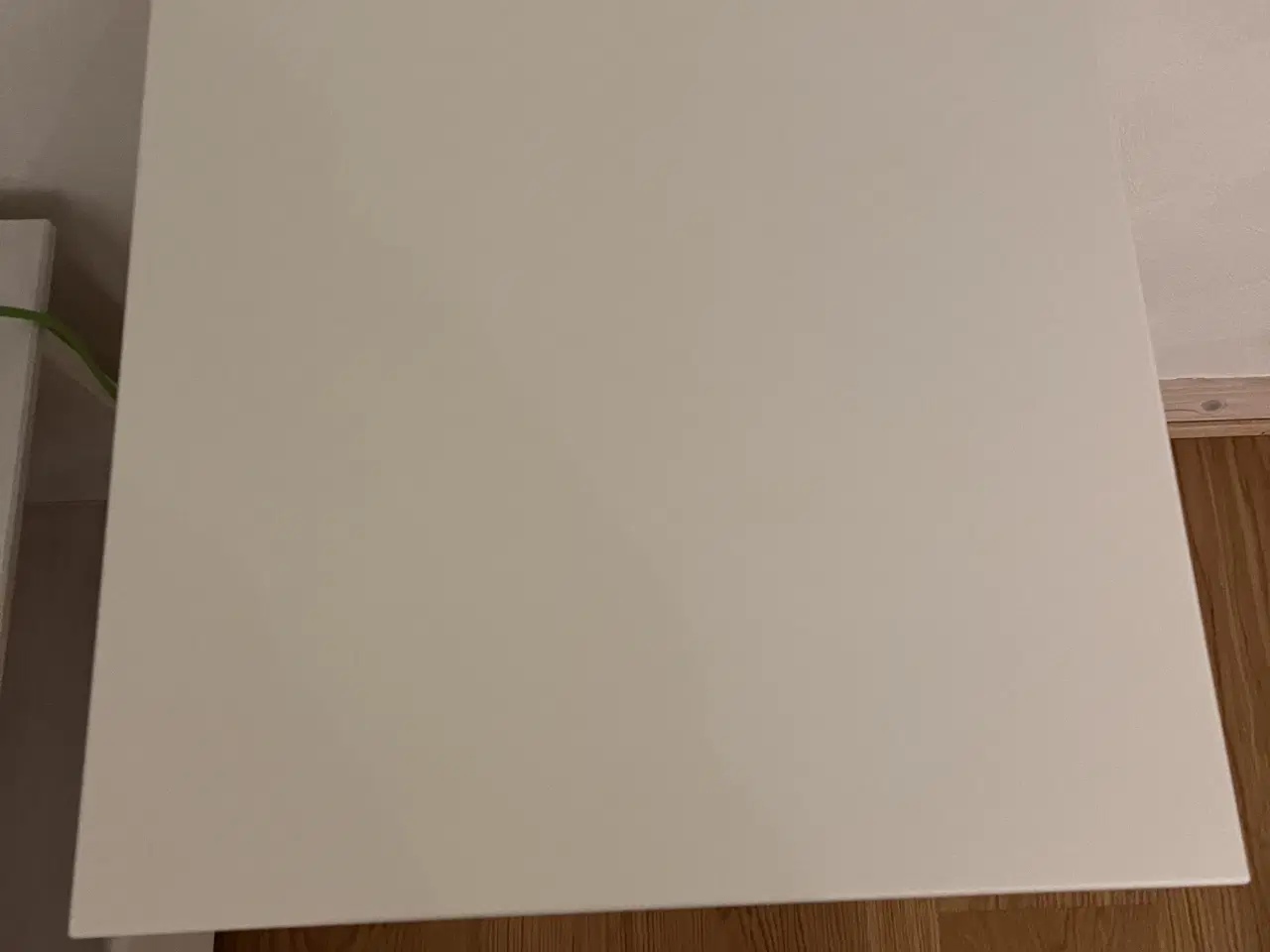 Billede 2 - Vikhammer sengebord ikea