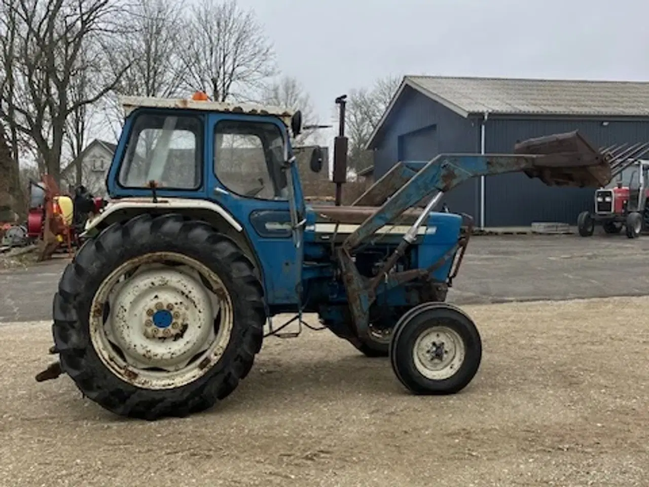 Billede 1 - Ford 5000 traktor med frontlæsser
