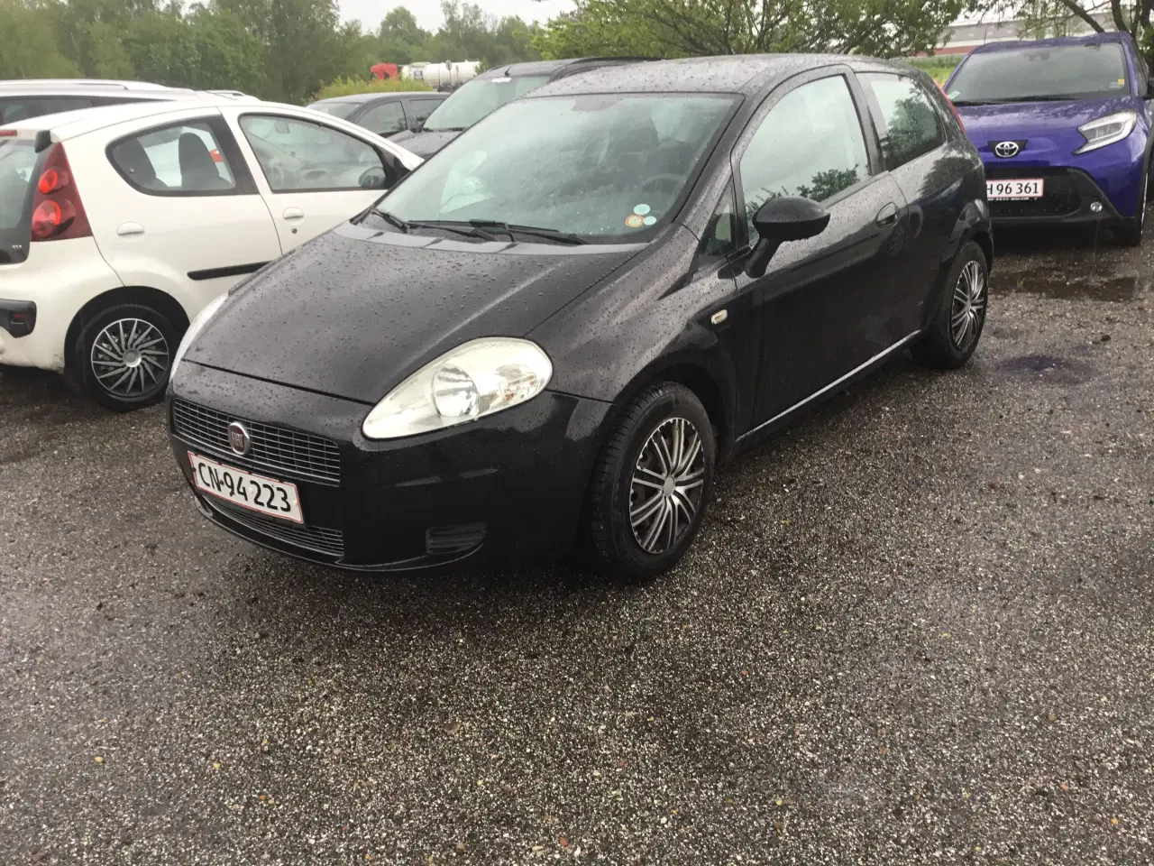Billede 2 - Fiat Punto 1,2 benzin 3 døre nysynet 3/2026 