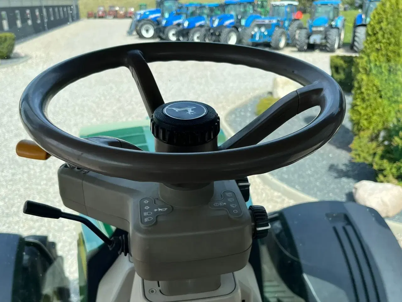 Billede 13 - John Deere 7230R Med frontlift. Stor stærk traktor til små penge