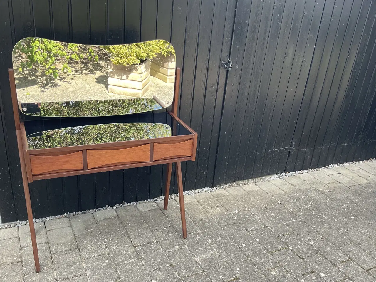Billede 2 - Teak Sminke bord