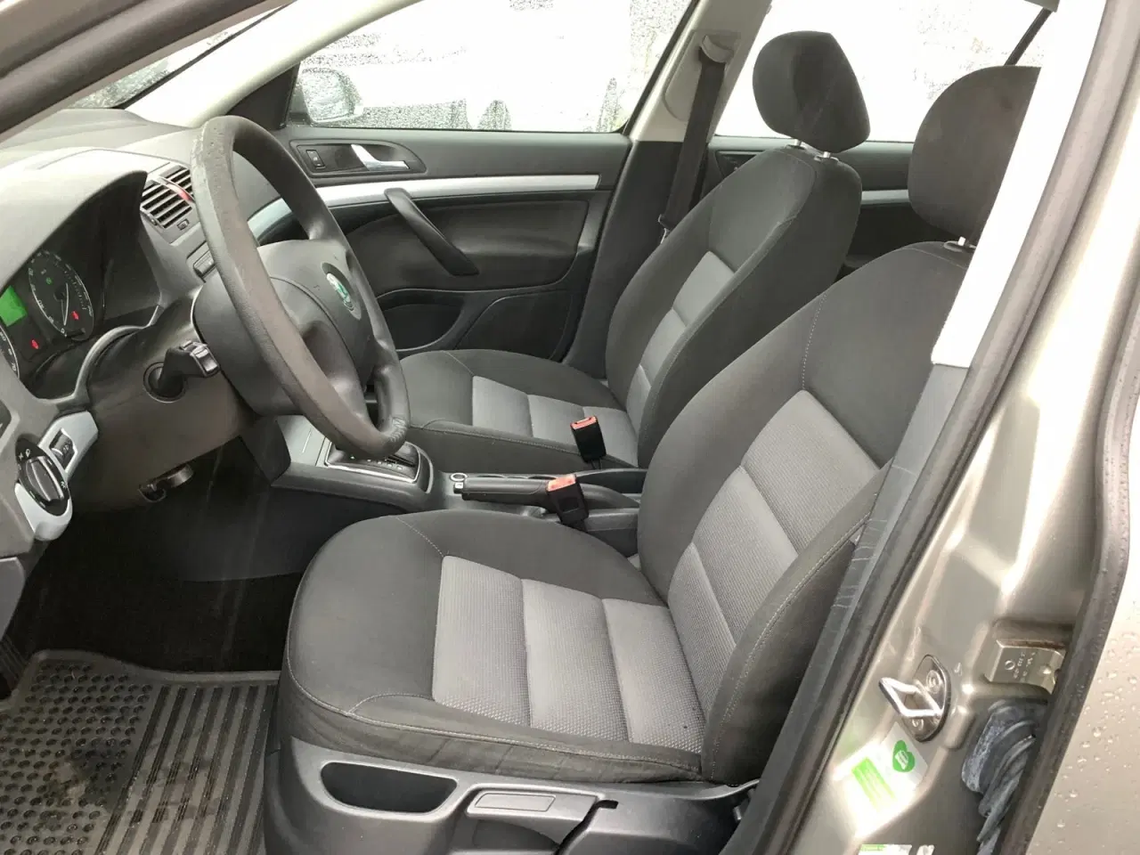 Billede 6 - Skoda Octavia 1,6 FSi Ambiente aut.