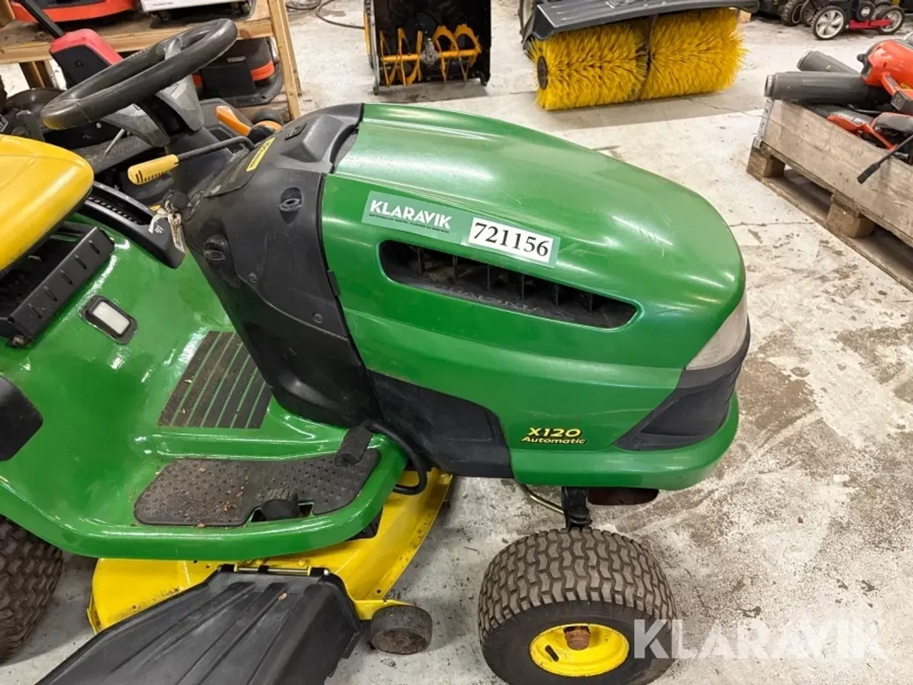Billede 6 - Græsslåmaskine John Deere X120