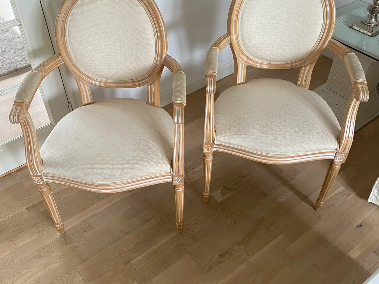 Billede 5 - 2 klassiske stole m. armlæn – Louis stil