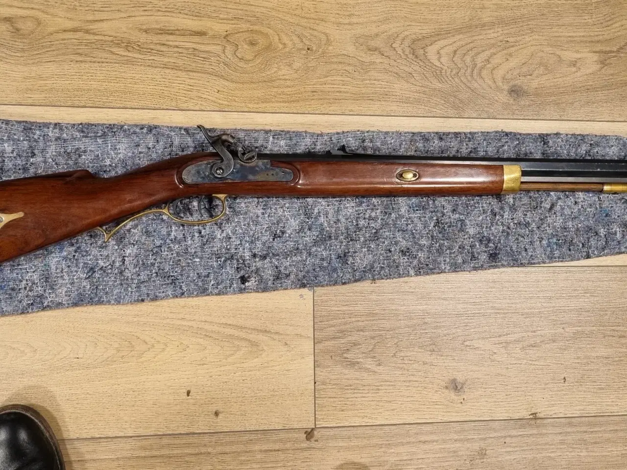 Billede 1 - Riffel Hawken Forlader kal. 45 